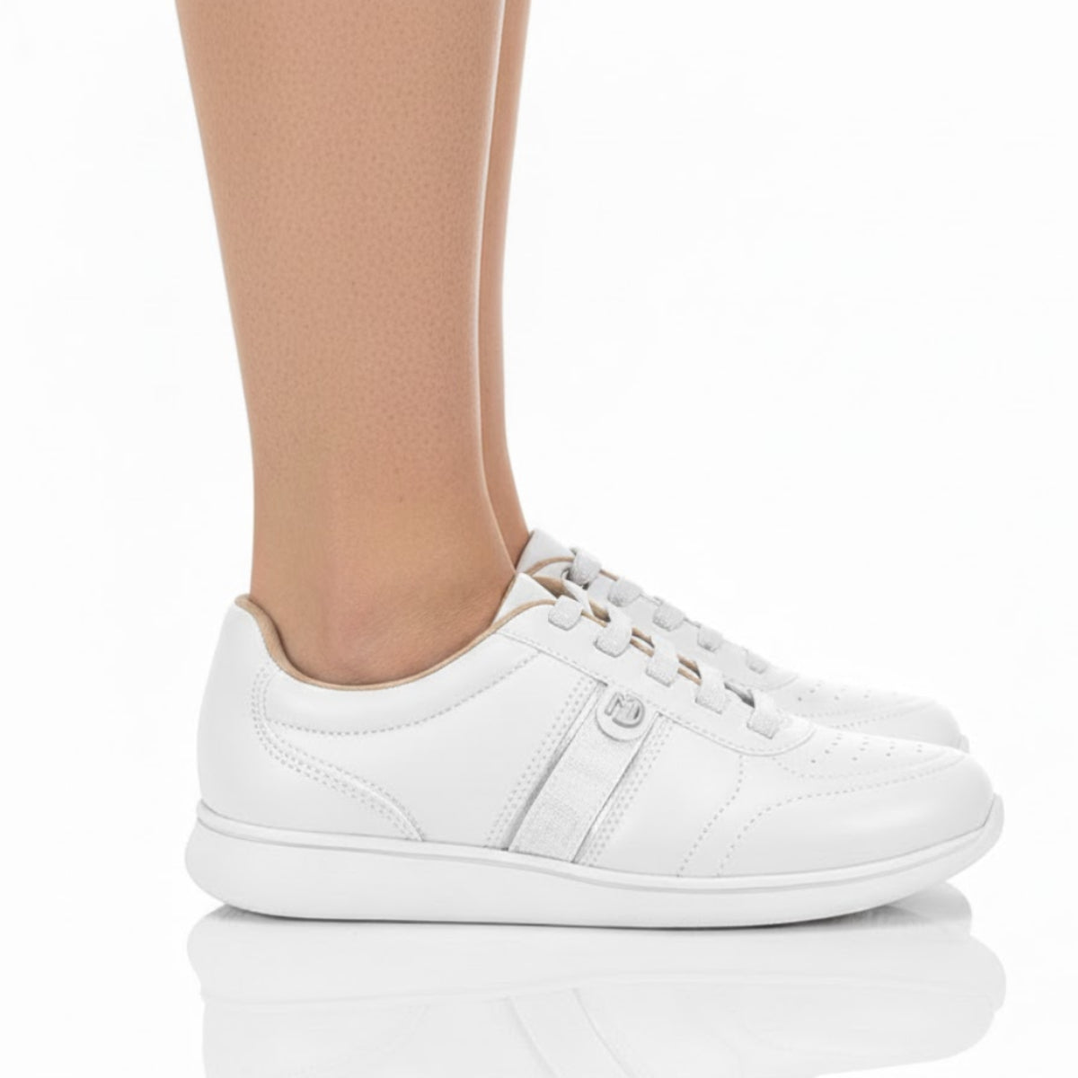 TENIS FEM BRANCO 99/PRATA 7358.233.27897.17159-NP PELE STRECH/NP FLOA NAT/MET PREM