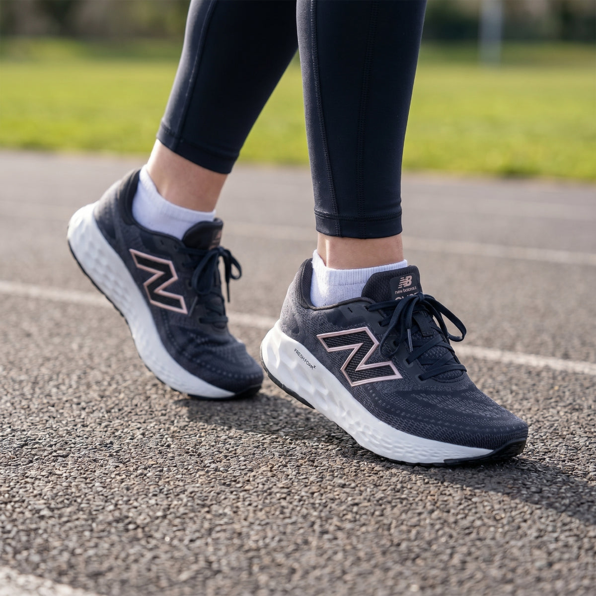 Tênis New Balance Fresh Foam X Evozv4 Feminino
