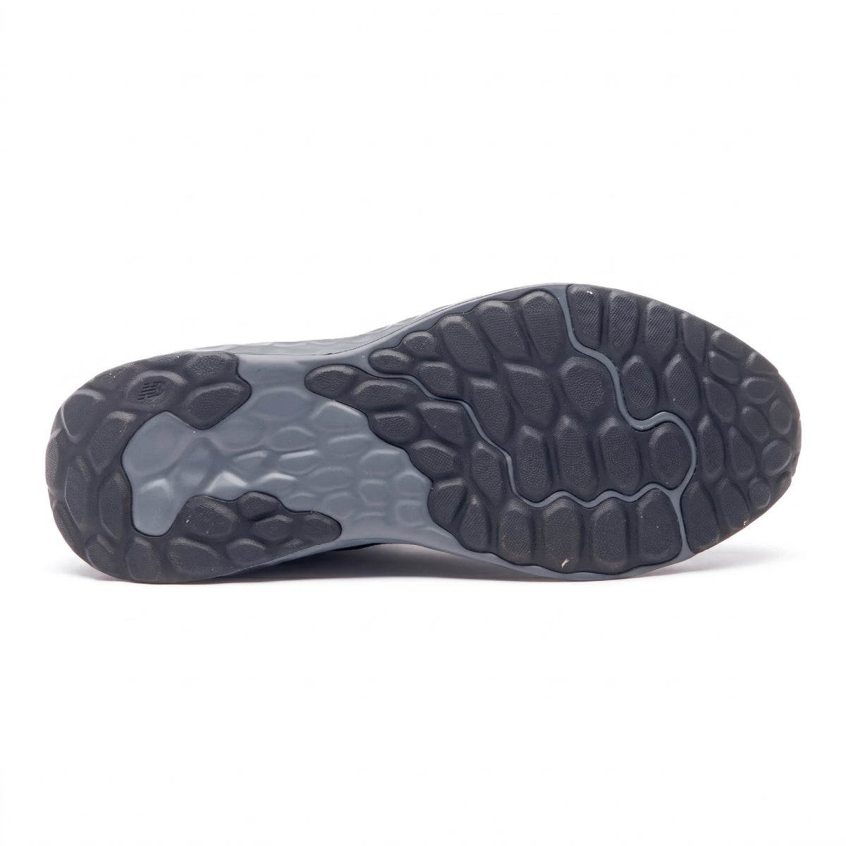 Tênis New Balance Fresh Foam Arishiv4 Masculino