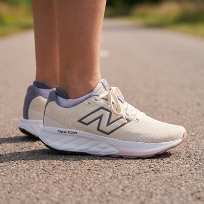 Tênis Feminino New Balance Fresh Foam 520 V9 Esporte Running