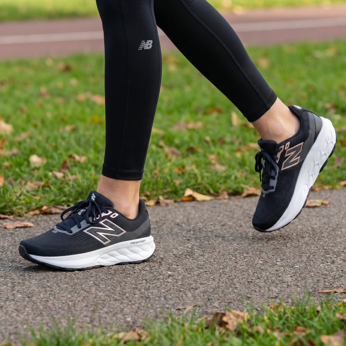 Tênis Feminino New Balance Fresh Foam 520 V9 Esporte Running